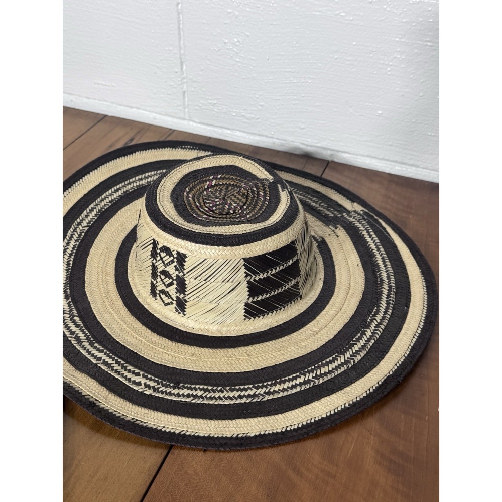Lot of 3 Colombian Sombrero Vueltiao Wide Brim Straw Hats Black Cream Woven - Picture 4 of 10
